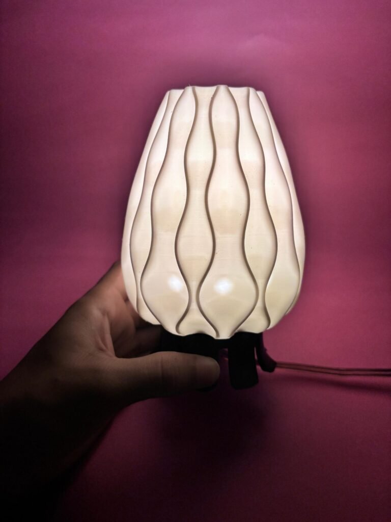 wavelite – eco friendly 3d printed lamp